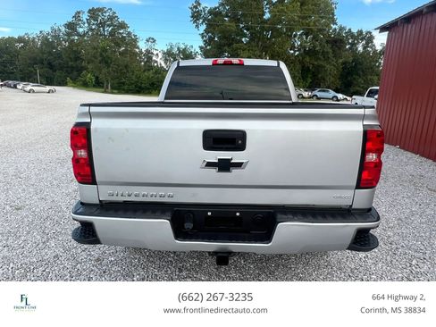 Used 2018 Chevrolet Silverado 1500 Custom w/ Custom Value Package RWD image 4