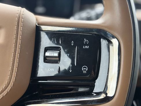 Used 2025 Land Rover Range Rover Sport Dynamic SE AWD/4WD image 28