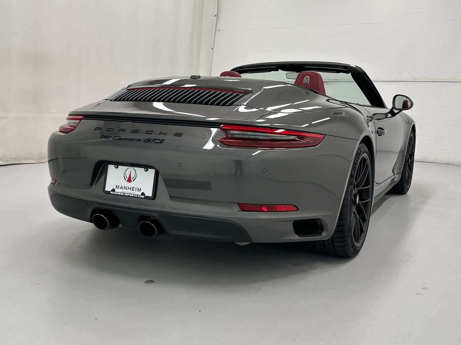 Used 2019 Porsche 911 Carrera GTS RWD image 6