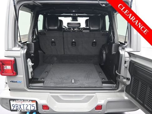 Used 2022 Jeep Wrangler Unlimited Sahara image 18