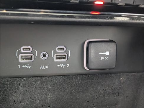 Used 2022 Jeep Grand Cherokee Limited RWD image 16