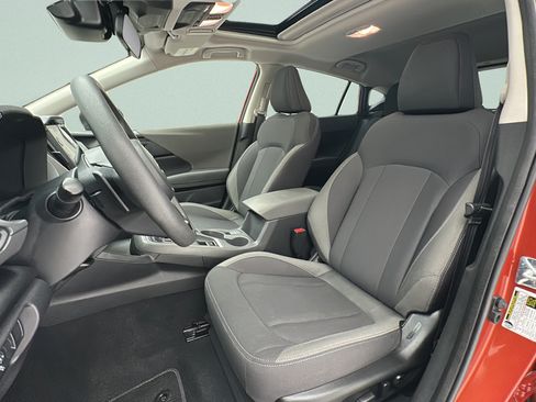 Used 2025 Subaru Crosstrek 2.5i Premium AWD/4WD image 13