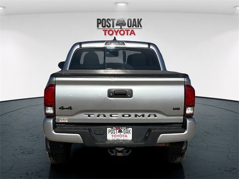 Used 2022 Toyota Tacoma SR5 image 6