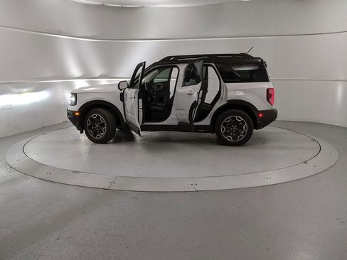 New 2025 Ford Bronco Sport Outer Banks w/ Outer Banks Tech Package+ AWD/4WD image 11