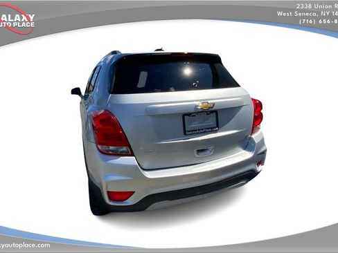 Used 2019 Chevrolet Trax LT FWD image 7