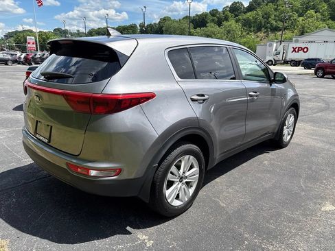 Used 2018 Kia Sportage LX AWD/4WD image 5
