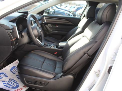 Certified 2025 MAZDA CX-50 AWD 2.5 Hybrid w/ Premium Pkg image 30