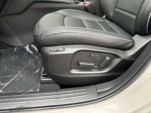 New 2025 MAZDA CX-5 AWD 2.5 S w/ Premium Plus Pkg image 12