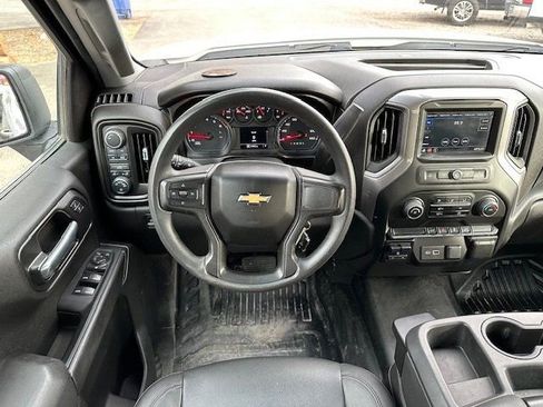 Used 2021 Chevrolet Silverado 1500 W/T w/ WT Value Package image 11