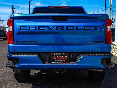 Used 2022 Chevrolet Silverado 1500 RST w/ LPO, Dark Essentials Package AWD/4WD image 5