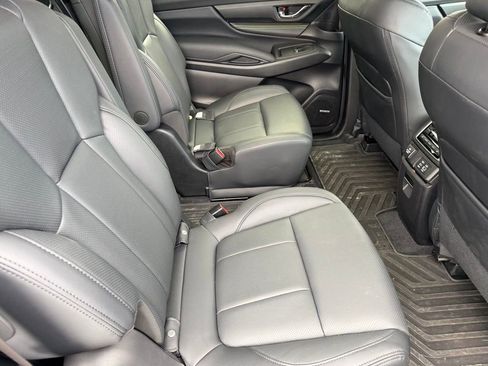Used 2025 Subaru Ascent Bronze Edition image 19