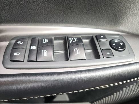 Used 2020 Dodge Journey Crossroad FWD image 19