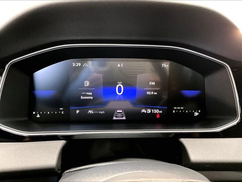 Used 2025 Volkswagen Jetta Sport image 22