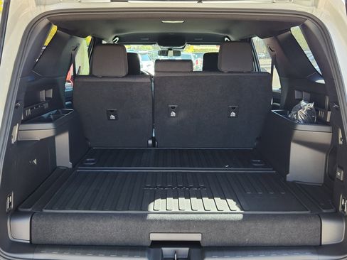 Certified 2025 Toyota 4Runner TRD Off-Road image 12