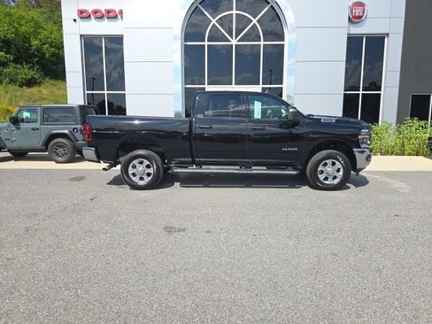 Used 2026 RAM 2500 Big Horn AWD/4WD image 8