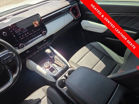 Used 2023 GMC Canyon AT4X AWD/4WD image 12