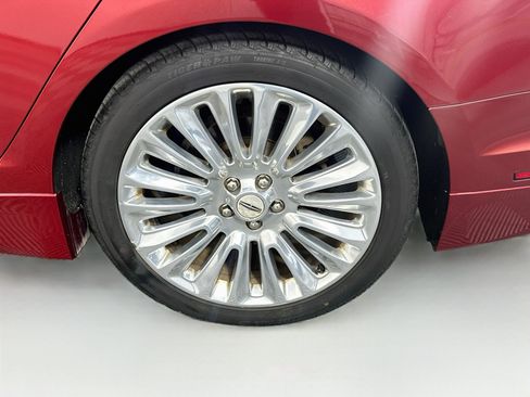 Used 2016 Lincoln MKZ FWD image 11