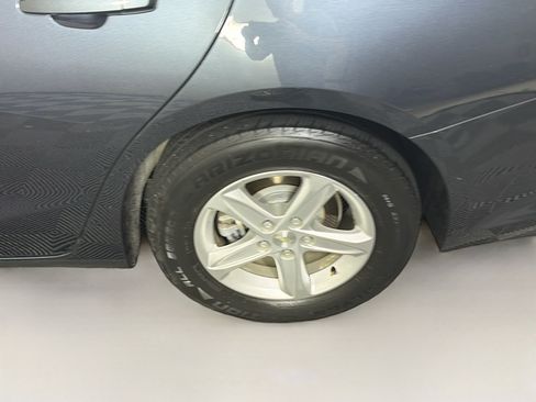 Used 2019 Chevrolet Malibu LS FWD image 11