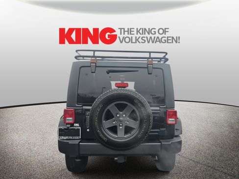 Used 2016 Jeep Wrangler Unlimited Sport image 4