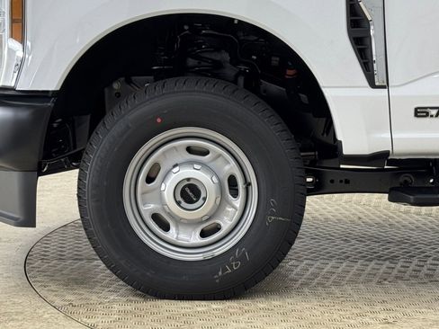 New 2026 Ford F250 XL image 12