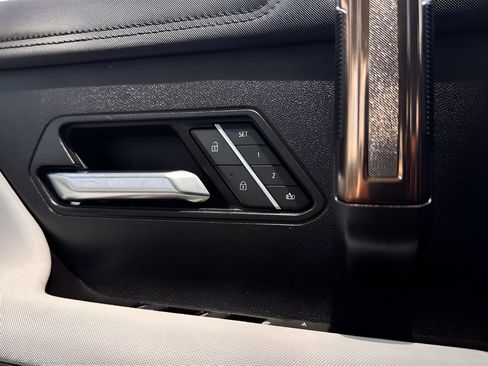 Used 2022 GMC Hummer EV Edition 1 AWD/4WD image 17