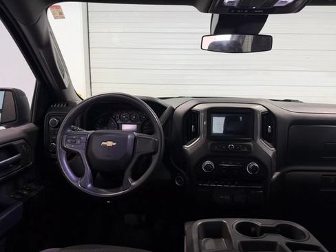 Used 2023 Chevrolet Silverado 1500 Custom AWD/4WD image 25