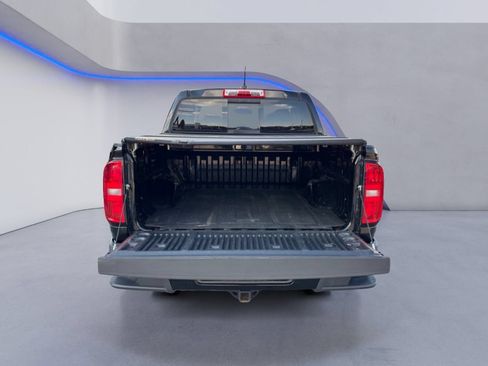 Used 2016 Chevrolet Colorado Z71 AWD/4WD image 9
