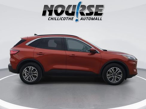 Used 2020 Ford Escape SEL AWD/4WD image 9
