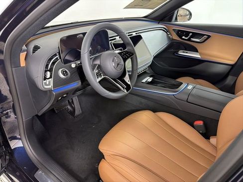 New 2026 Mercedes-Benz E 350 4MATIC Sedan image 10