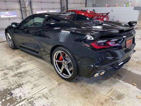 Certified 2022 Chevrolet Corvette Stingray Premium Conv w/ Z51 Performance Package RWD image 8