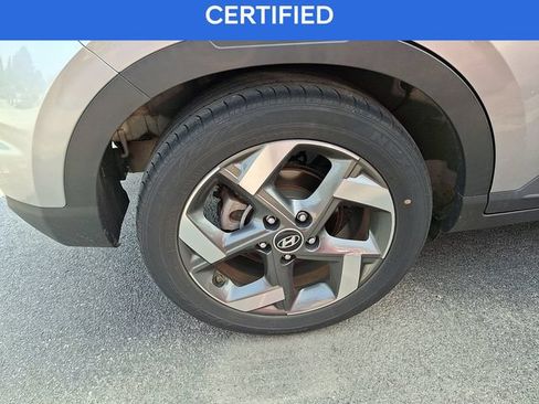 Certified 2023 Hyundai Venue SEL w/ Cargo Package FWD image 11