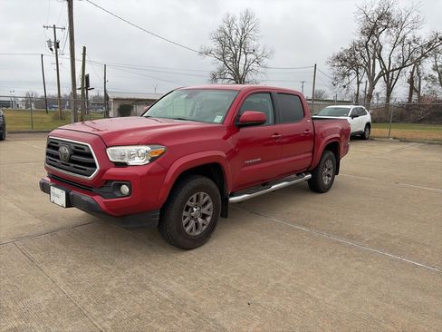 Used 2019 Toyota Tacoma 2WD Double Cab image 1