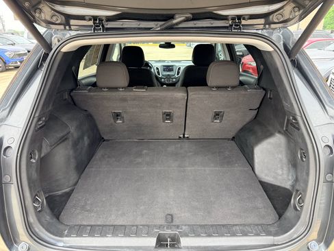 Used 2021 Chevrolet Equinox LT FWD image 27