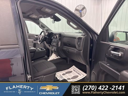 Used 2023 Chevrolet Silverado 1500 Custom image 13