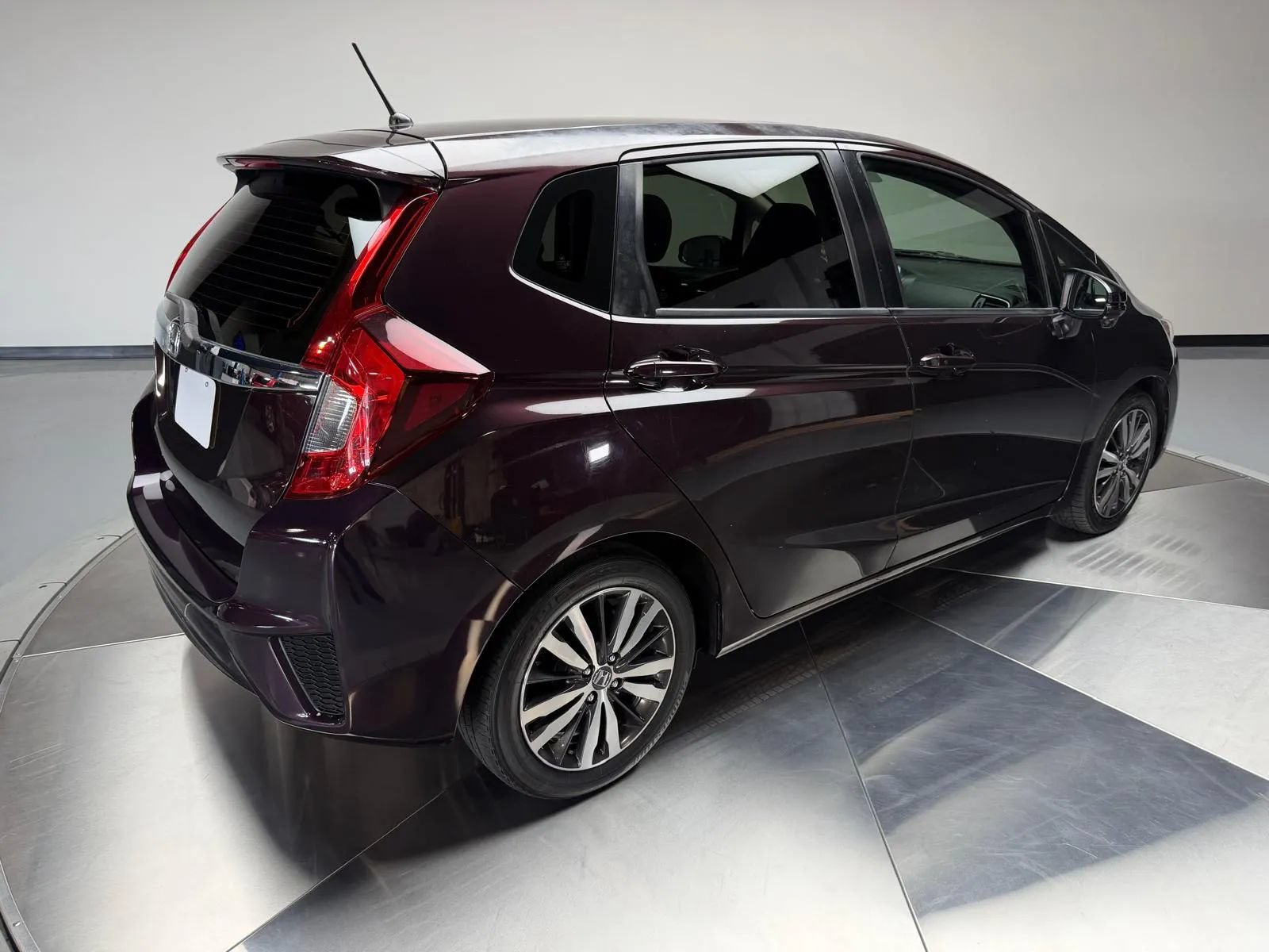 Used 2016 Honda Fit EX image 2