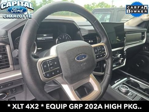 Used 2024 Ford Expedition XLT RWD image 11