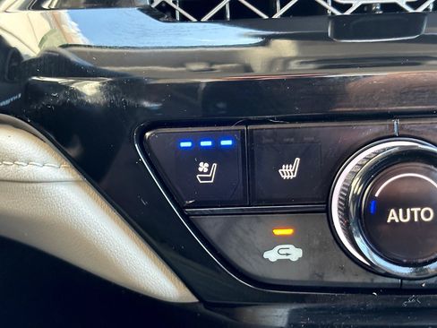 Certified 2024 Honda Accord Touring image 27