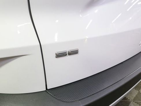 Used 2022 Ford Escape SE w/ Cold Weather Package FWD image 9