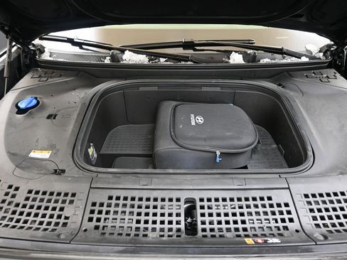 Used 2026 Hyundai Ioniq 9 Calligraphy image 10