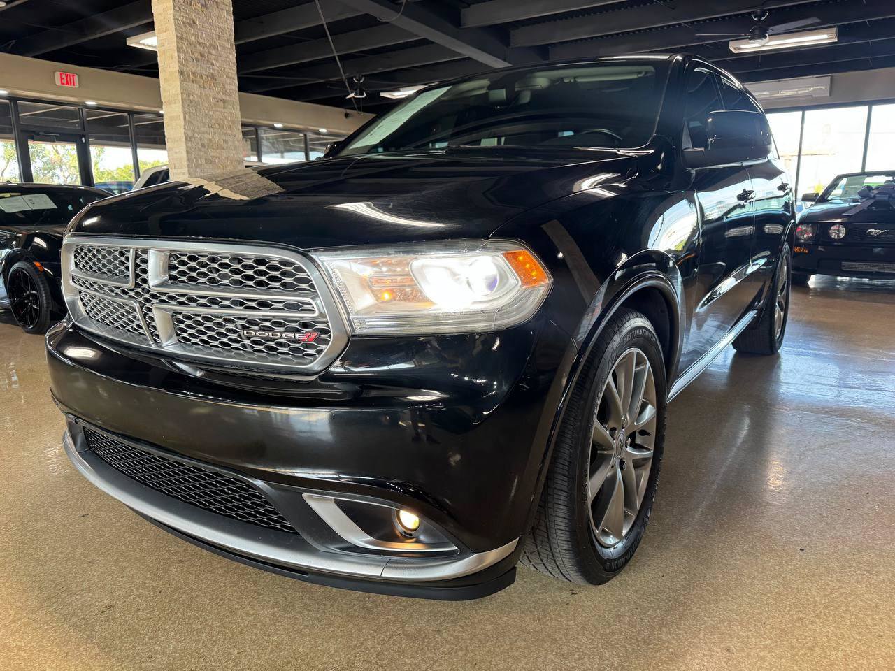 Used 2020 Dodge Durango SXT RWD image 3