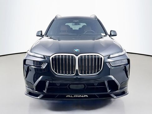 Used 2025 BMW ALPINA XB7 AWD/4WD image 2
