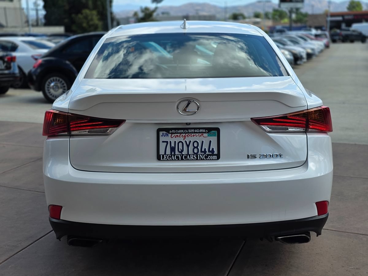 Used 2017 Lexus IS 200t RWD image 11