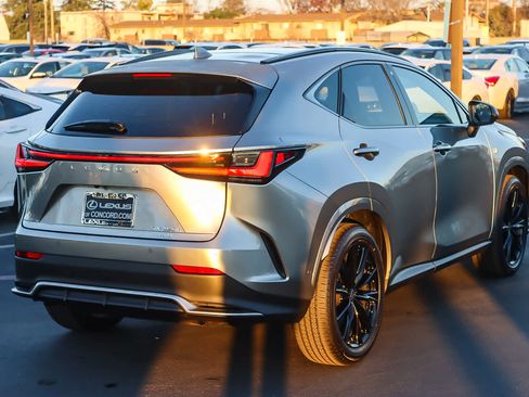 New 2026 Lexus NX 350h F Sport image 4