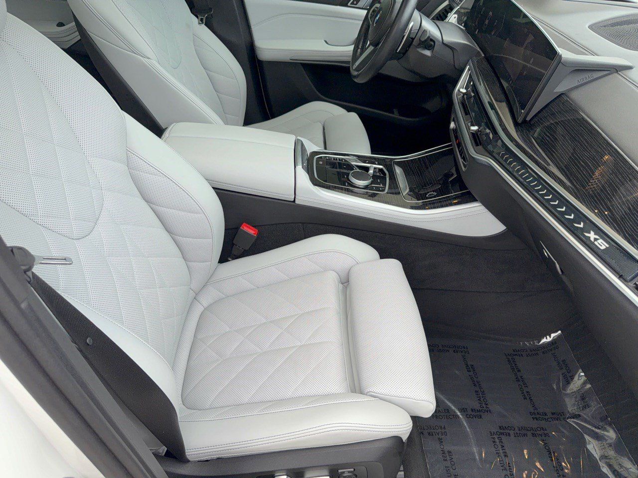 Used 2024 BMW X5 xDrive40i w/ M Sport Package AWD/4WD image 30