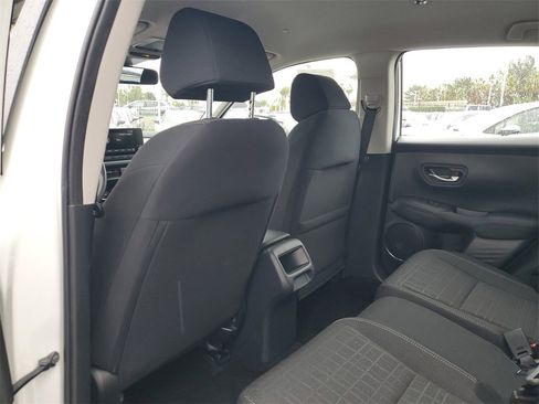 Certified 2025 Honda HR-V LX image 12