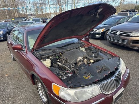 Used 2000 Lincoln Town Car Cartier image 47