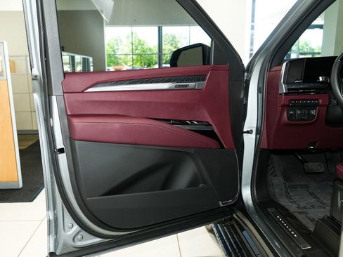 Used 2026 Cadillac Escalade Sport w/ Touring Package AWD/4WD image 27