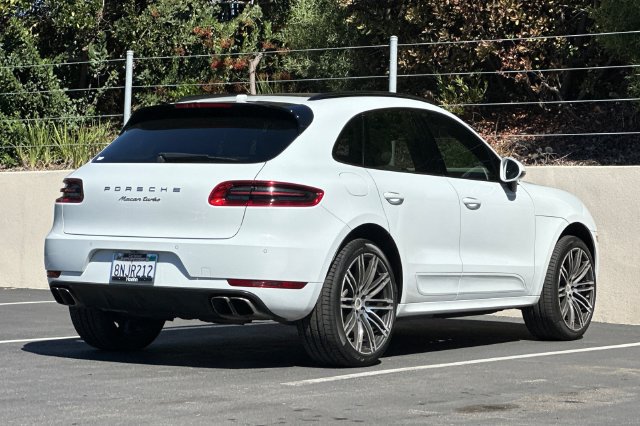 Used 2017 Porsche Macan Turbo AWD/4WD image 5