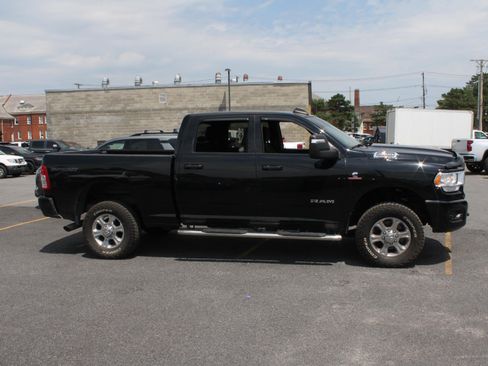 Used 2023 RAM 2500 Big Horn w/ Level 1 Equipment Group AWD/4WD image 4