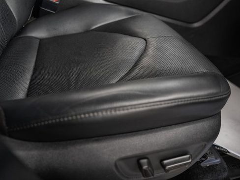 Used 2021 Toyota Highlander Platinum image 42